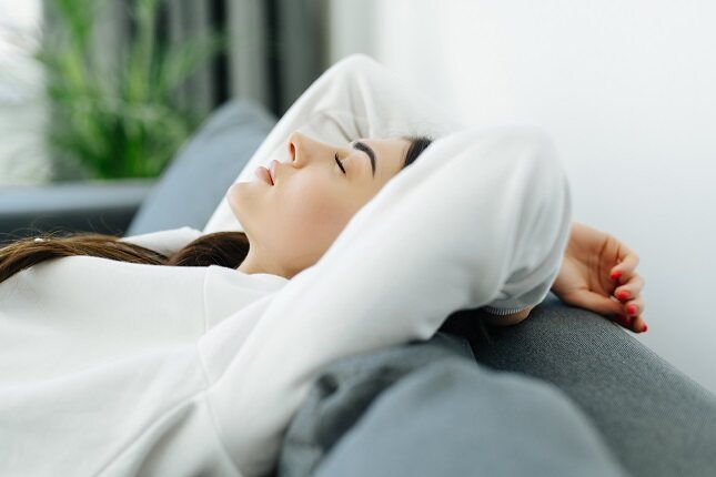 Dormir con el ventilador entraña una serie de riesgos para la salud