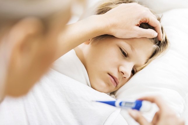 Lo que los médicos hacen cuando se encuentran un caso de un niño enfermo con el Síndrome de Reye es mantenerlo bien hidratado 