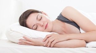 Dormir a oscuras, ¿es mejor que dormir con luz?